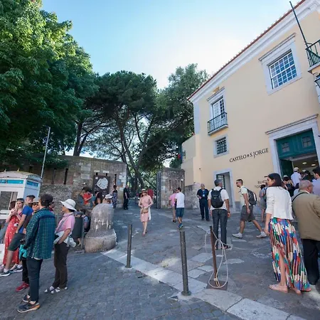 Portugal Here I - Alfama-castelo ליסבון