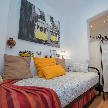 Portugal Here I - Alfama-castelo * Лиссабон